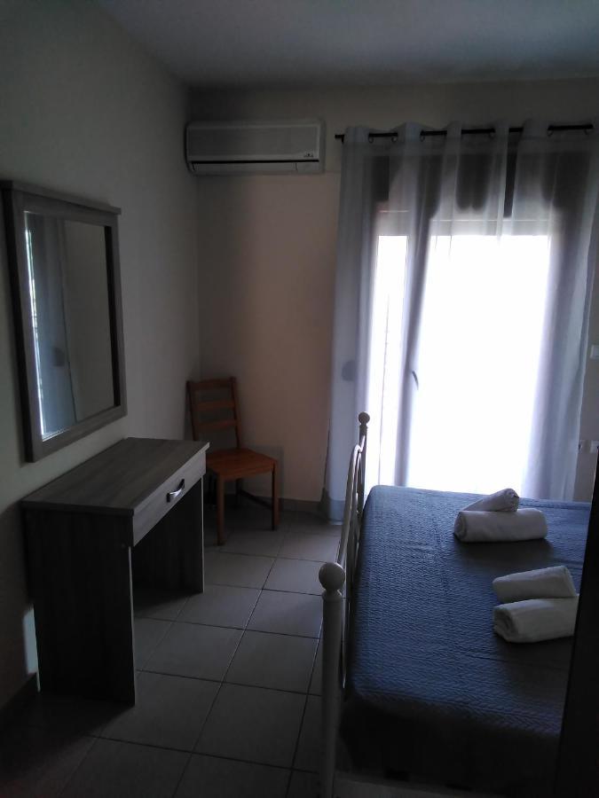 Chrusanthi'S Apartment Неа-Скіоні Екстер'єр фото